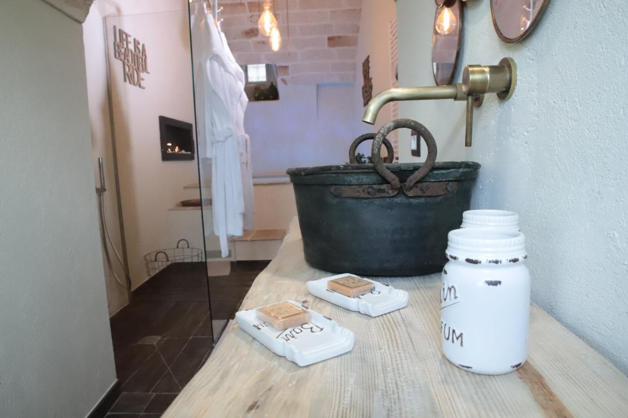 Camilla Luxury Suite Ostuni Buitenkant foto