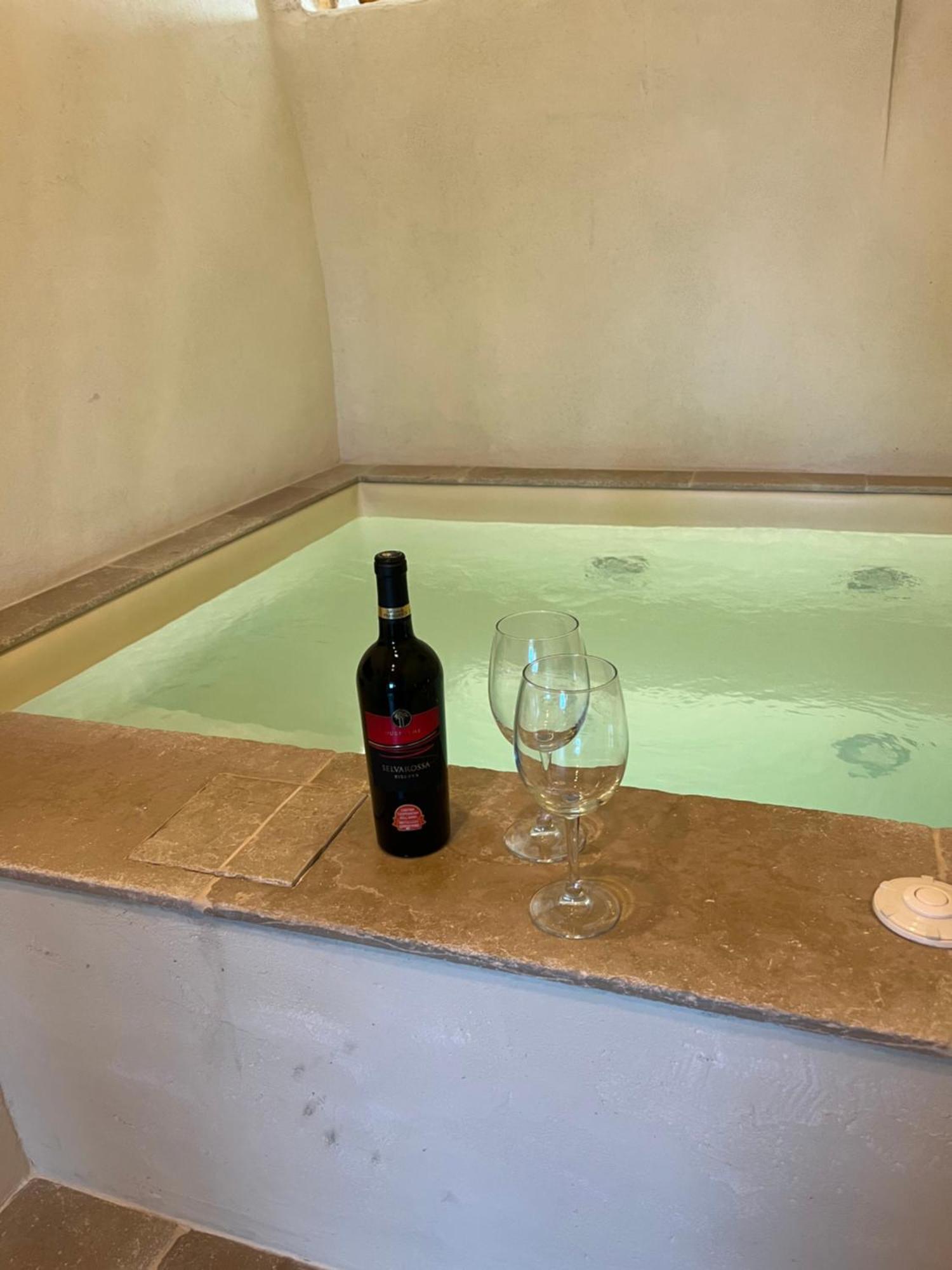Camilla Luxury Suite Ostuni Buitenkant foto